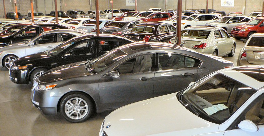 Large Indoor Showroom. 